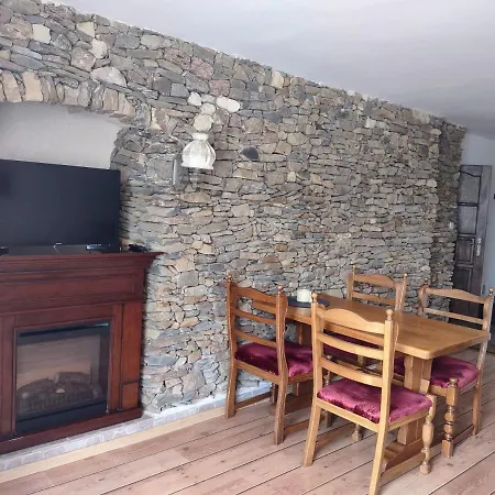 Leszczynowy Dworek Çiftlik konaklama Ponikwa (Lower Silesia)