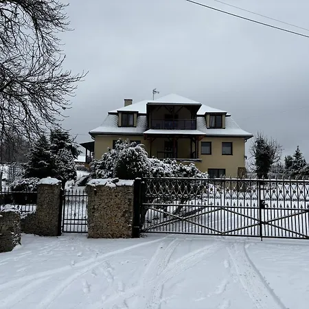 Leszczynowy Dworek *