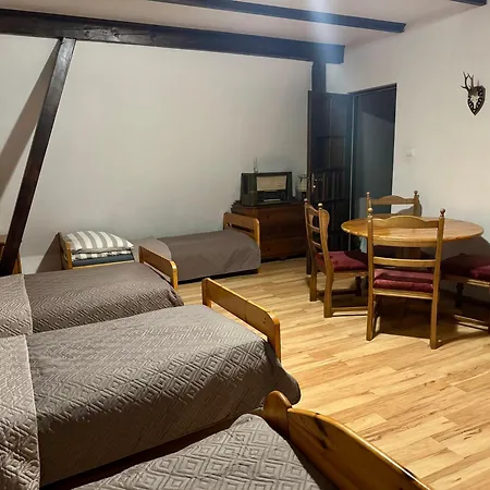 Farm stay Leszczynowy Dworek Ponikwa (Lower Silesia)