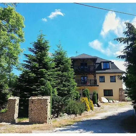 Leszczynowy Dworek Farmház *