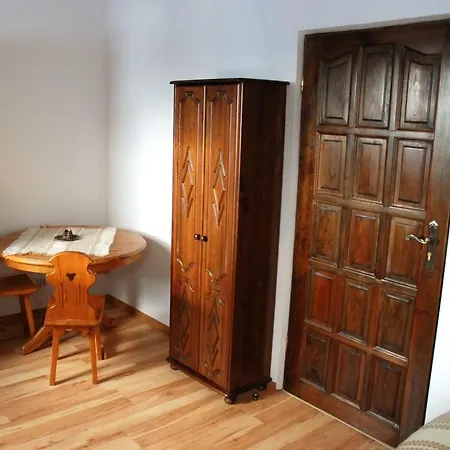 Leszczynowy Dworek مزرعة للإقامة