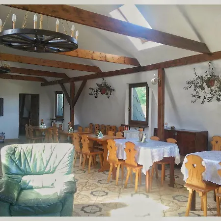 Leszczynowy Dworek * Ponikwa (Lower Silesia)