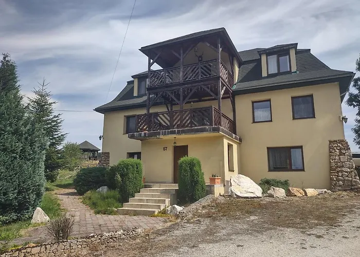 Leszczynowy Dworek בית חווה Ponikwa (Lower Silesia)