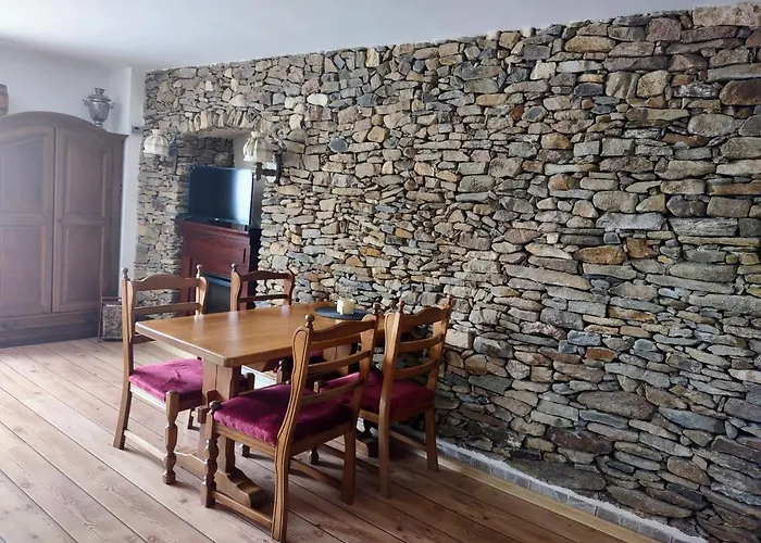 Leszczynowy Dworek בית חווה *