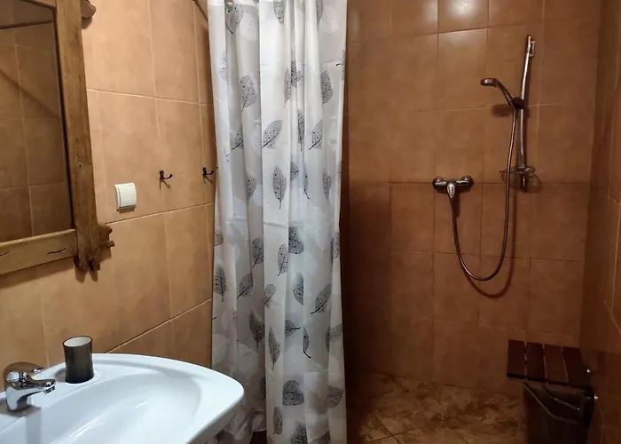 Leszczynowy Dworek Ponikwa (Lower Silesia)