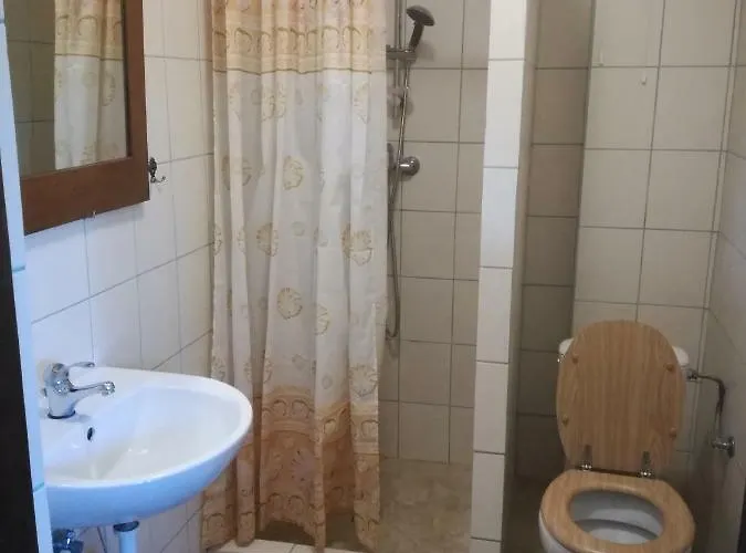 Leszczynowy Dworek Ponikwa (Lower Silesia)